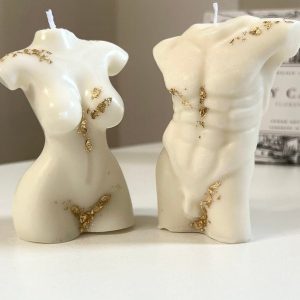 Descubre el Arte y la Sensualidad con Nuestro Pack de Velas Torsos Venus